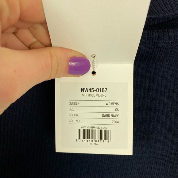 NEW Norse Projects Dark Navy Siri Roll 100% Merino Wool Sweater Womens Size XS - Picture 6 of 16